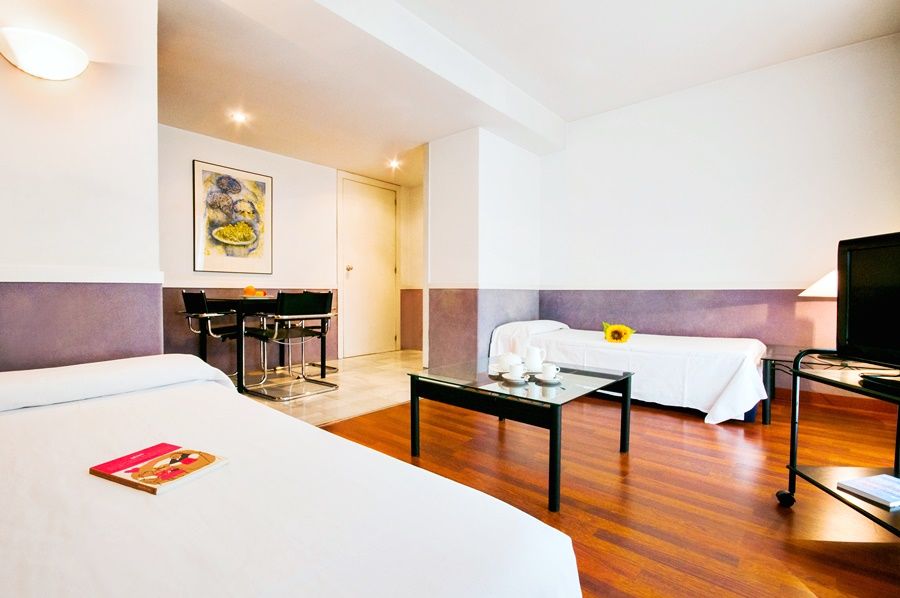 Descartes Apartment